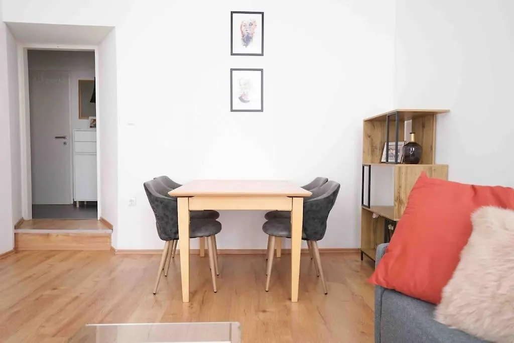 Apartment Modern Living In City Center - Fully Equipped Vienna Austria